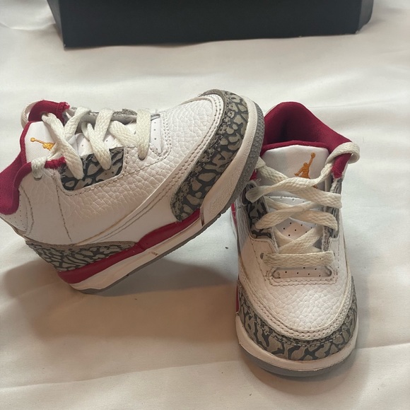 Jordan 3 Retro Cardinal Red Wht/Lt Curry-Cardinal Red 5C - Picture 6 of 9